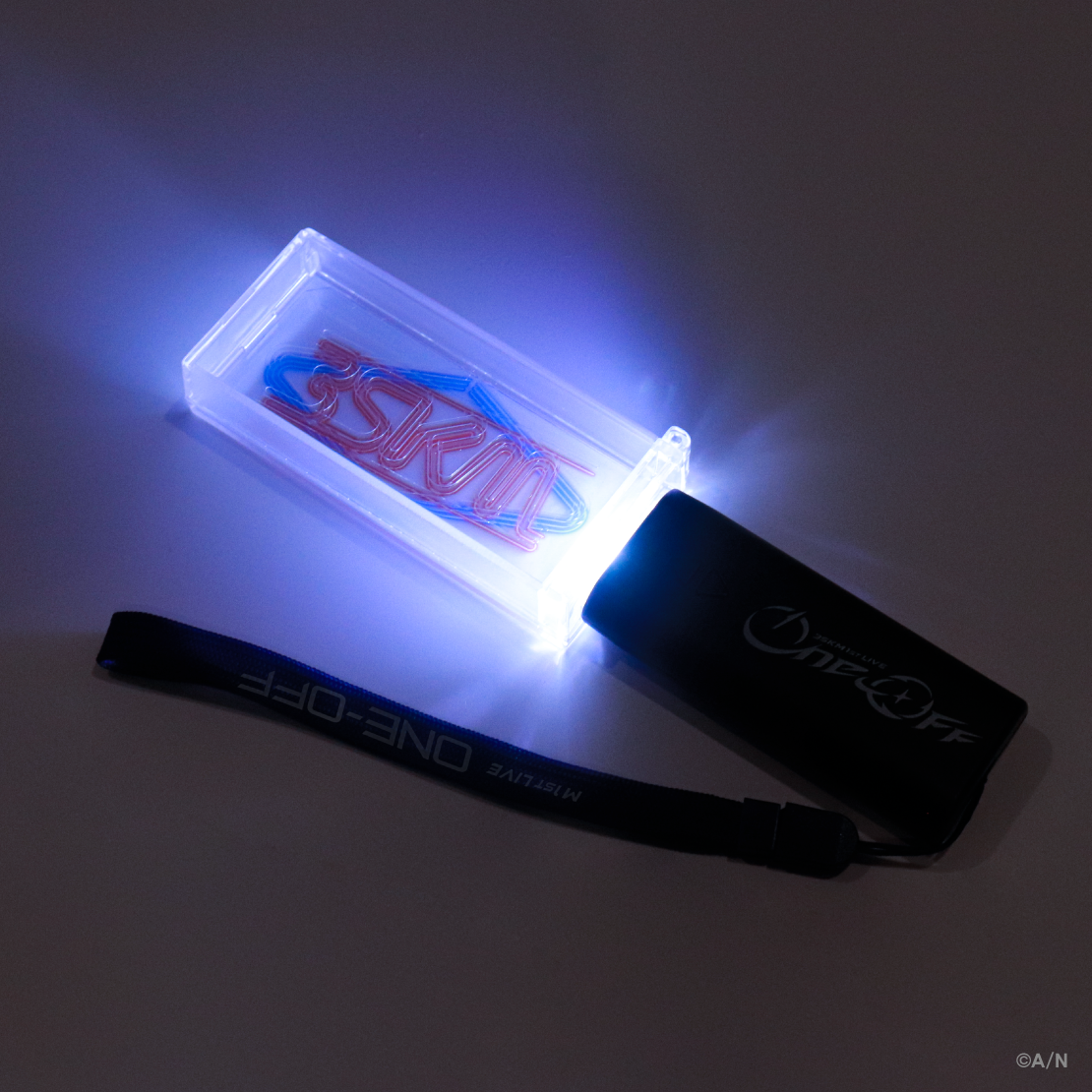【3SKM 1st LIVE “One-Off”】ペンライトの商品画像