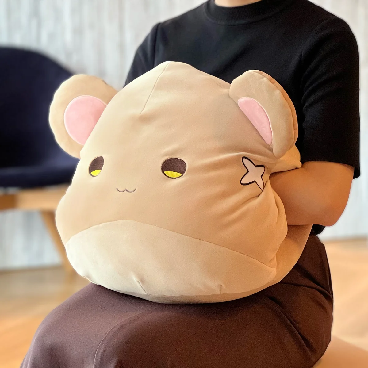 あおぎり高校 栗駒こまる 誕生日記念グッズ2024 くりこまりすのうでまくらの商品画像