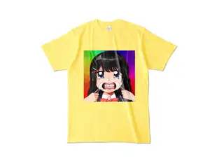 マウスオープナーで歯を見せる月ノ美兎カラーＴシャツ カラーTシャツ - L - イエロー - 背景アリの公式画像