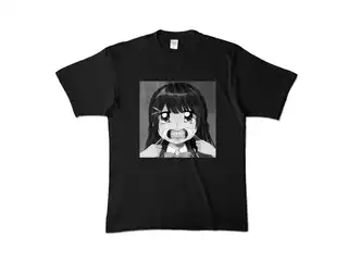 マウスオープナーで歯を見せる月ノ美兎カラーＴシャツ カラーTシャツ - XL - ブラック - 背景アリの公式画像